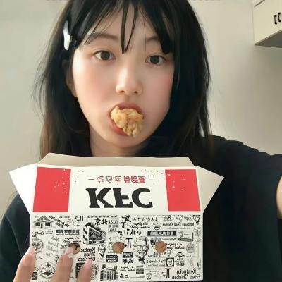 粉色樱与大眠王海报