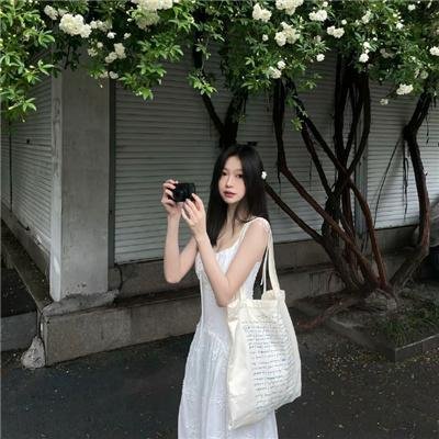 赤月海报